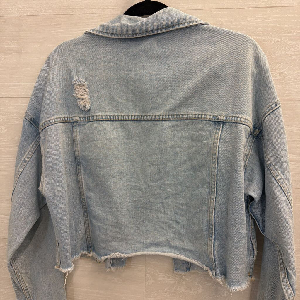 PacSun Light Wash Distressed Cropped Denim Jacket M/L