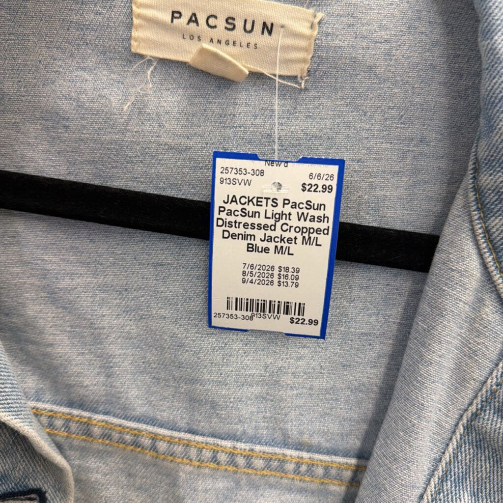 PacSun Light Wash Distressed Cropped Denim Jacket M/L