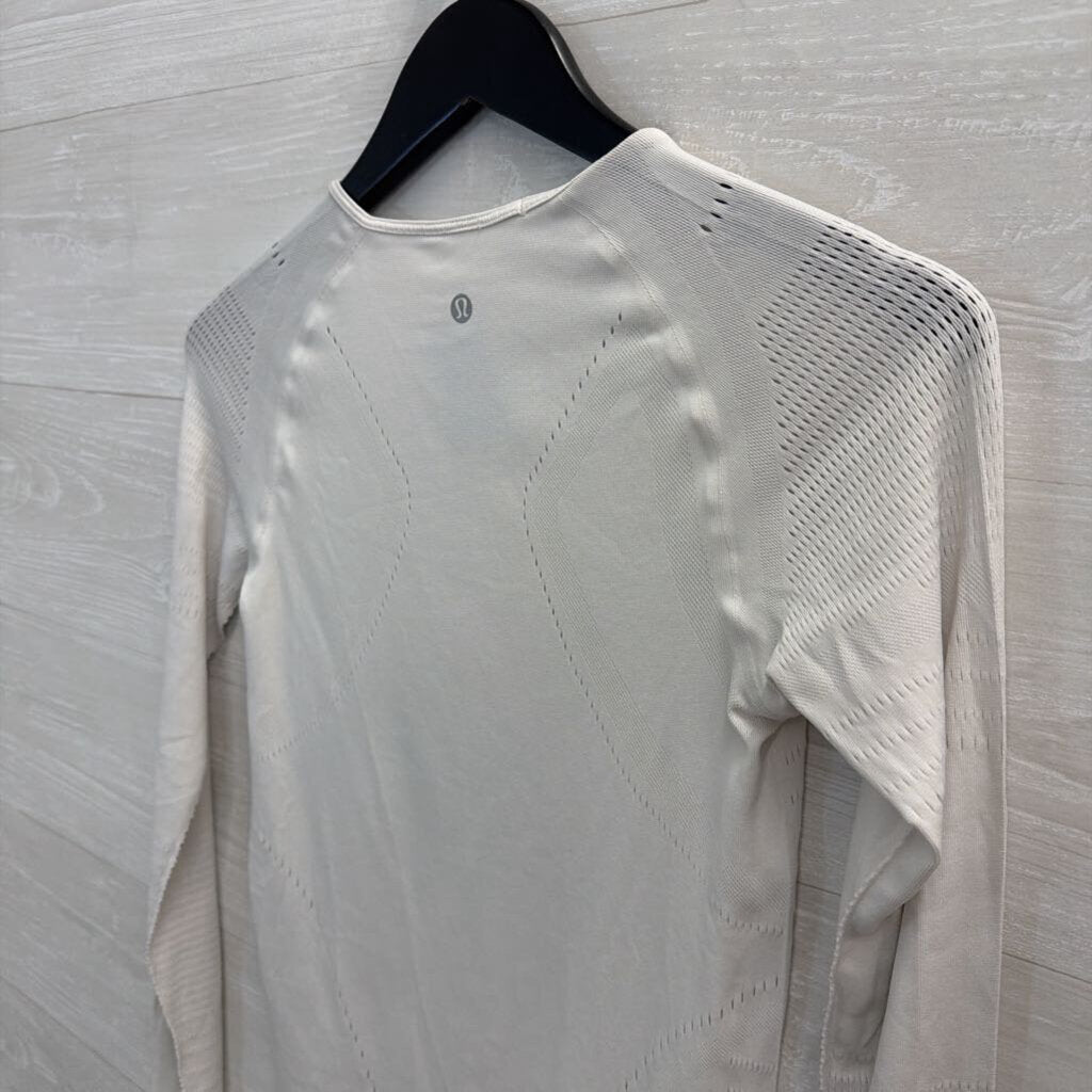 Lululemon White Long Sleeve Athletic Top Small