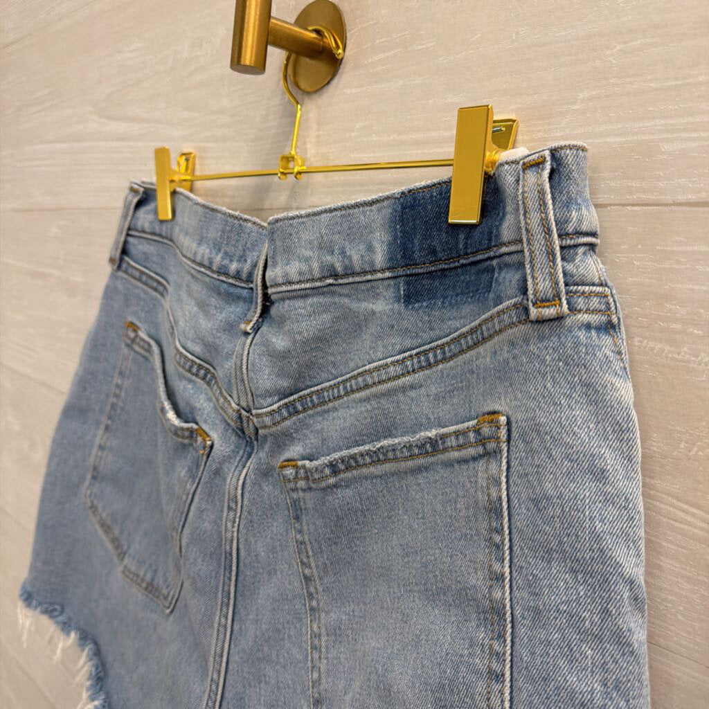 Abercrombie and Fitch Light Wash Distressed The 4" Mom Shorts 30