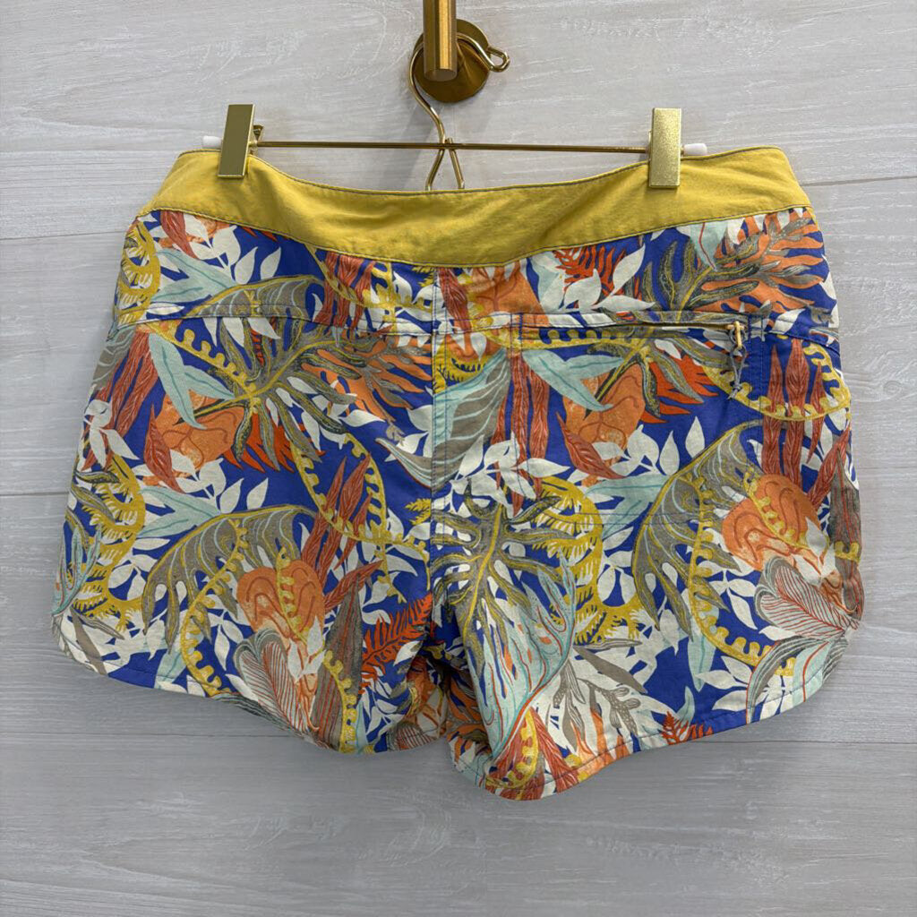 Patagonia White/ Multi Print Athletic Shorts 8