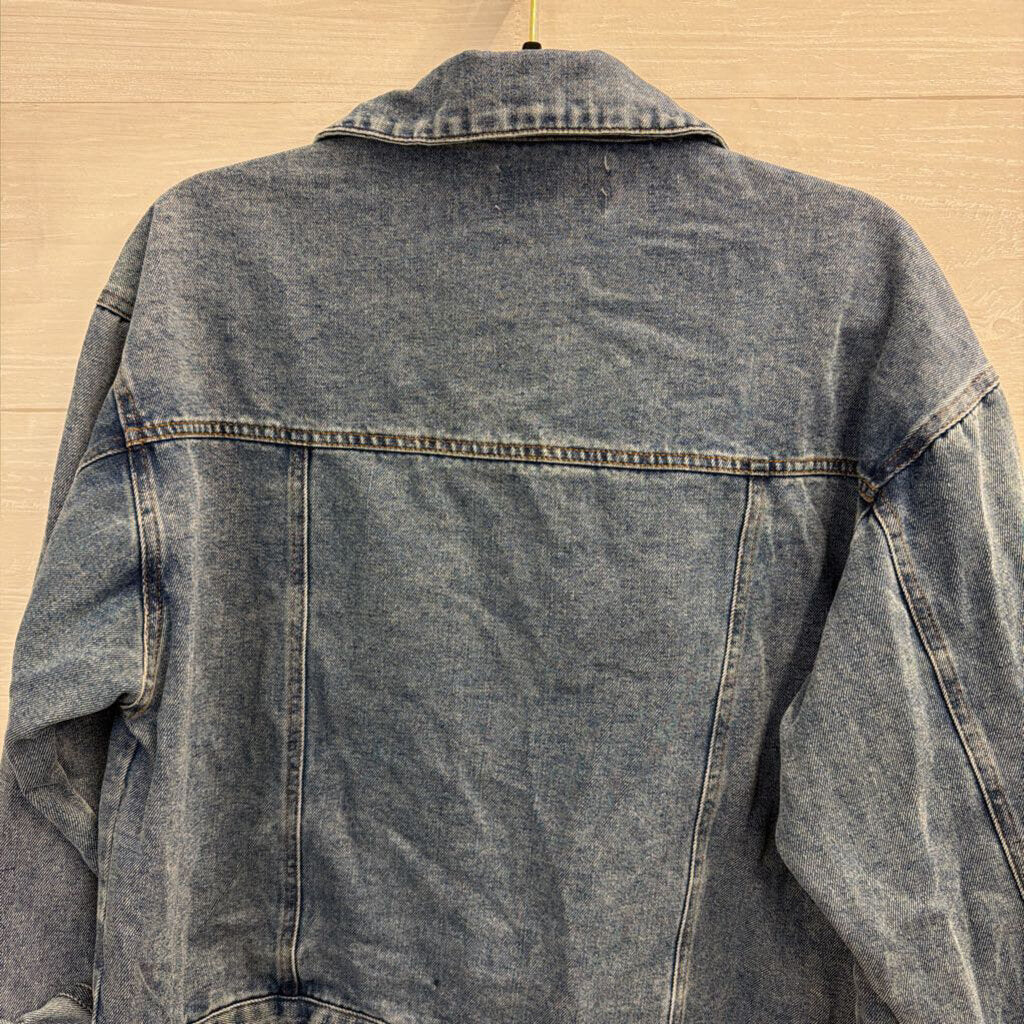 Vigoss Medium Wash Denim Jacket Large