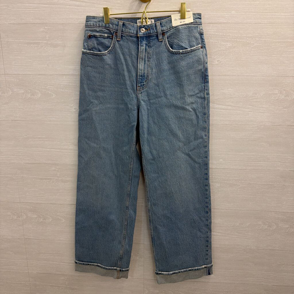 Abercrombie and Fitch Light Wash The 90s Relaxed High Rise Jeans 30 Short