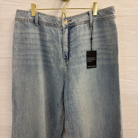 Prosperity Light Wash Wide Leg Denim Jeans 31