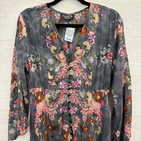Feathers by Tolani Grey/ Multi Floral Print Long Sleeve Button Front Midi Dress Small