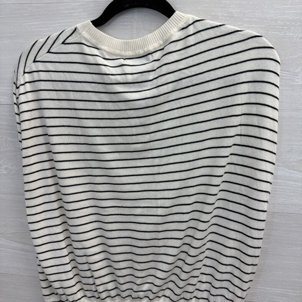Banana Republic White/ Black Striped Knit Short Sleeve Top Small