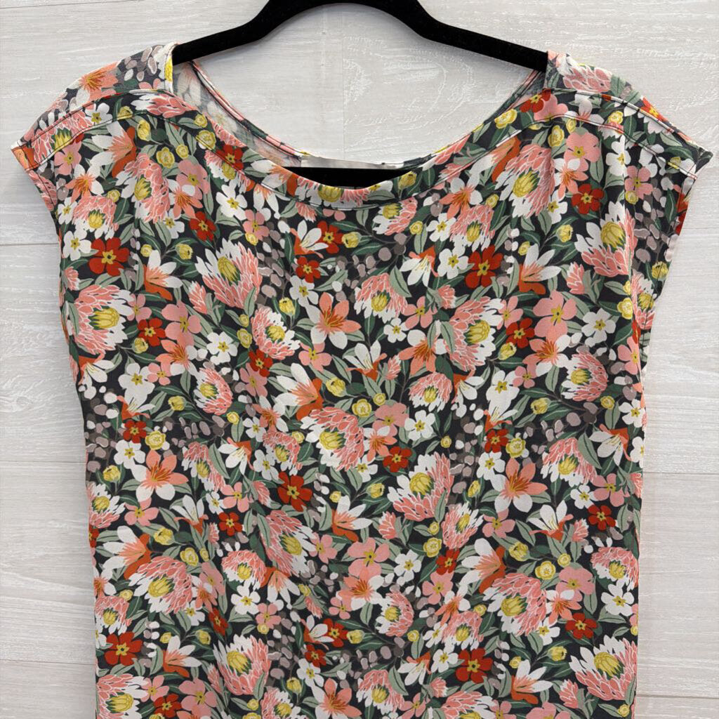 Loft Grey/ Multi Floral Print Short Sleeve Top Small