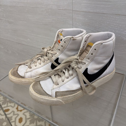 Nike Black/ White Blazer Mid 77 Vintage Sneakers 8