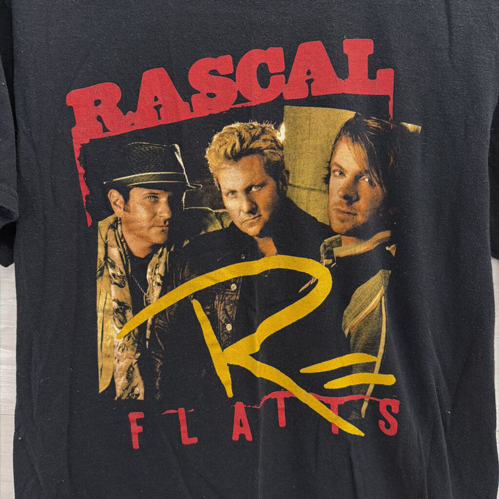 Black/ Multi Rascal Flatts Short Sleeve Graphic Tee Medium