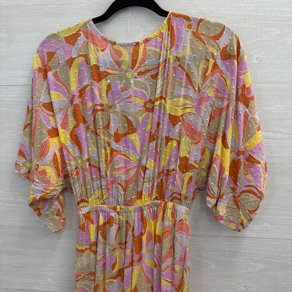 Lush Beige/ Multi Print Short Sleeve Maxi Dress Small