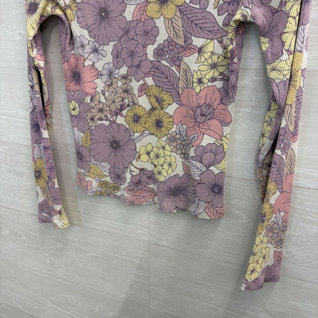 t.la Cream/ Multi Flower Print Long Sleeve Top Small