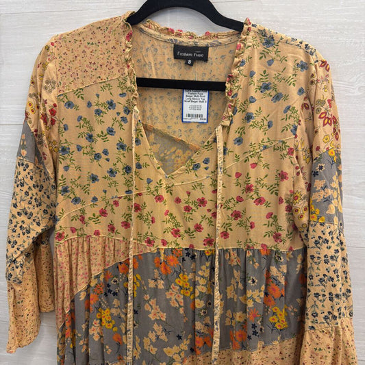 Fashion Fuse Beige/ Multi Print Long Sleeve Top Small