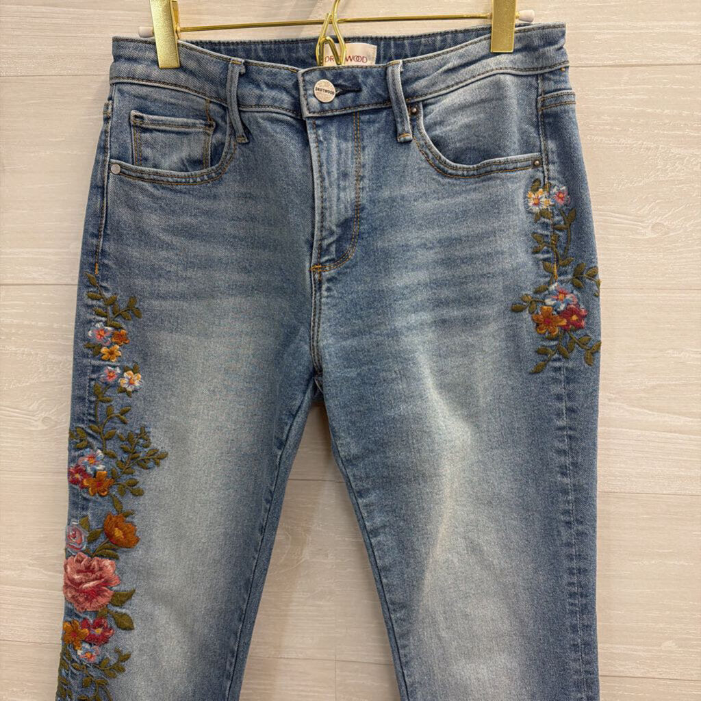 Driftwood Medium Wash Embroidered Detail Jeans 26