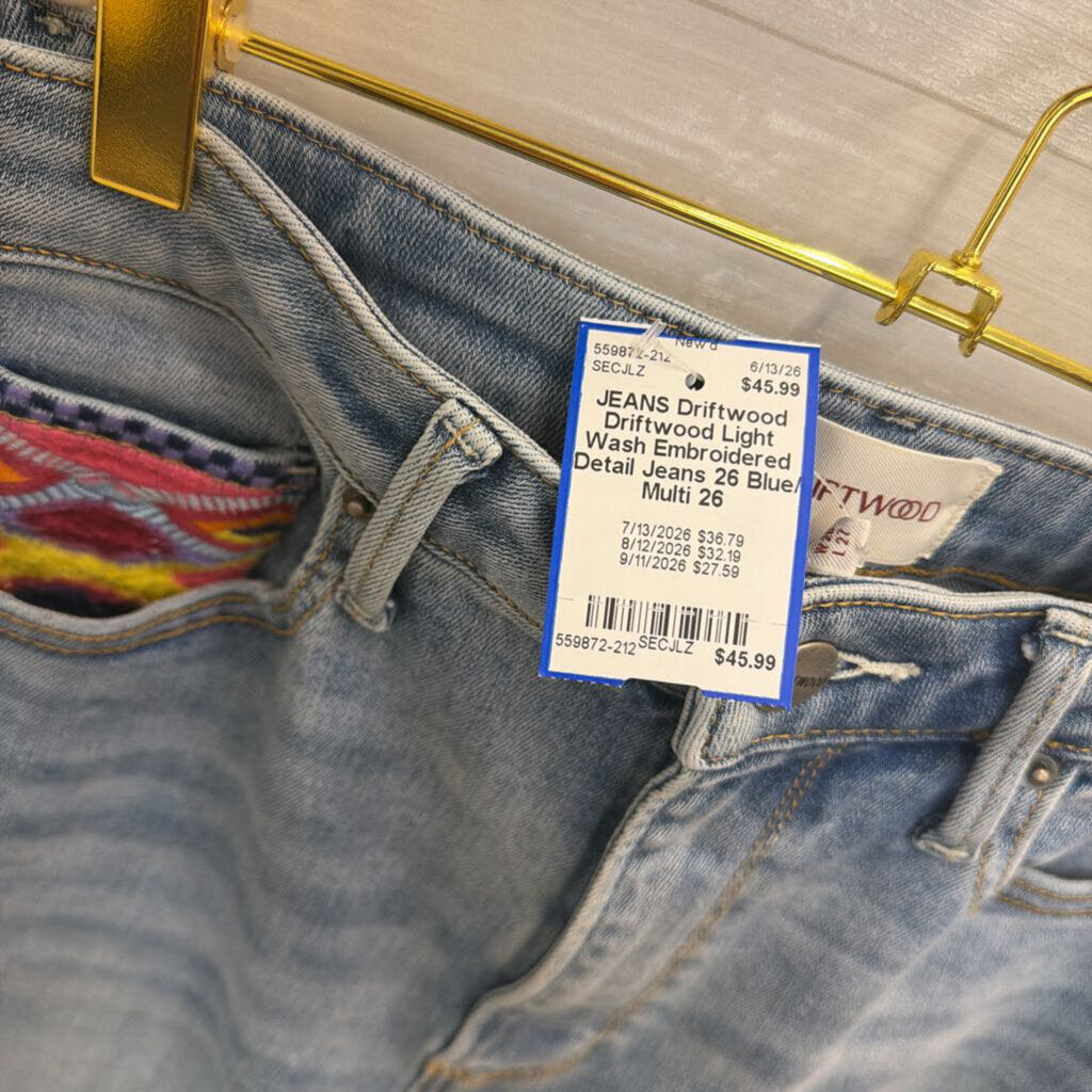Driftwood Light Wash Embroidered Detail Jeans 26