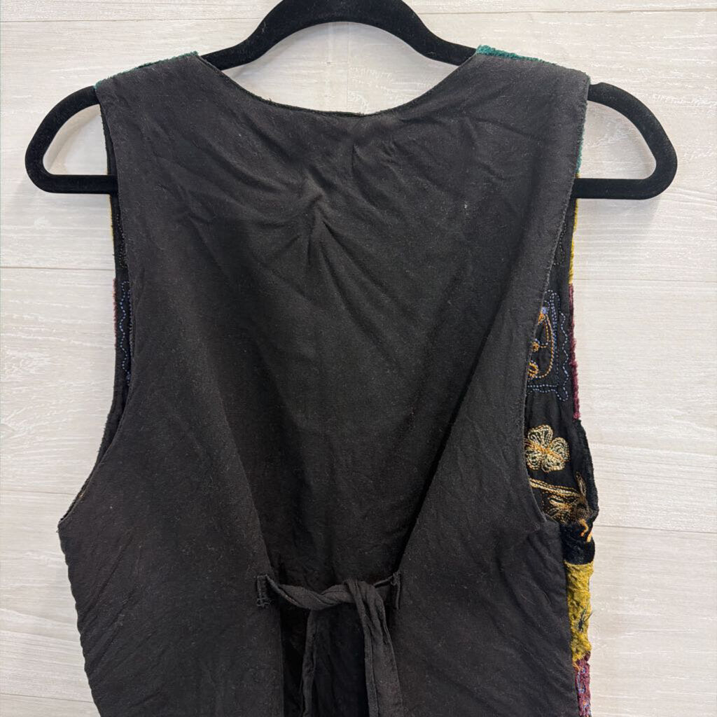 Vintage Speed Limit Black/ Multi Embroidered Vest Top Large