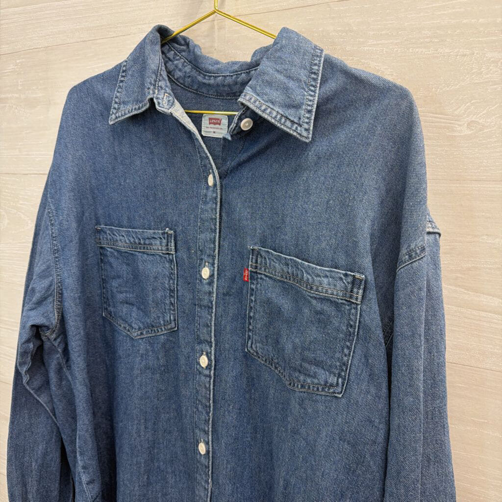 Levi Medium Wash Denim Long Sleeve Button Down Top Medium
