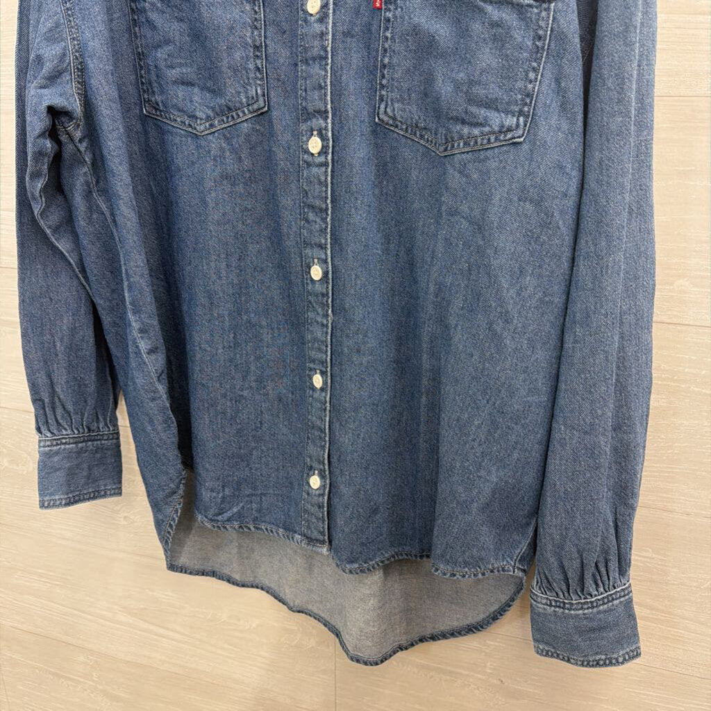 Levi Medium Wash Denim Long Sleeve Button Down Top Medium