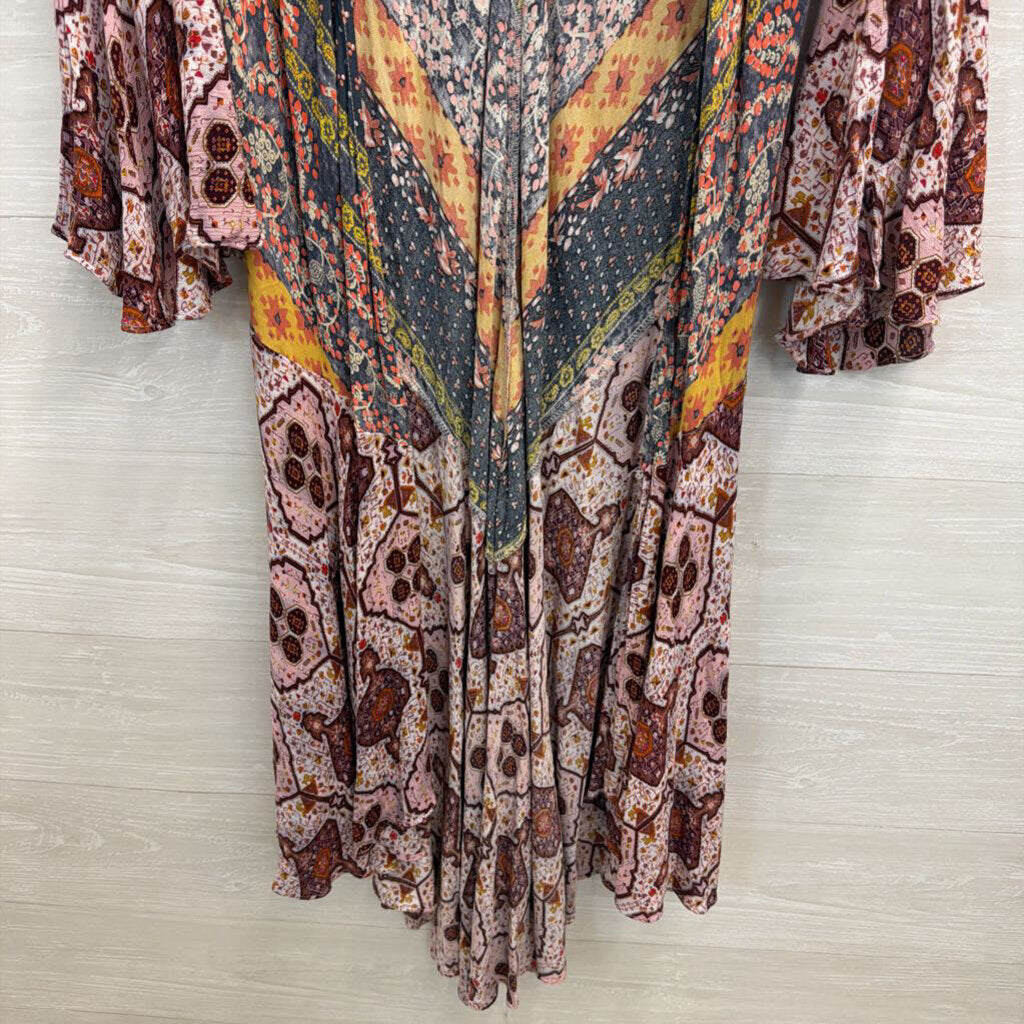 Umgee Grey/ Multi Print Long Bell Sleeve Open Front Duster Small