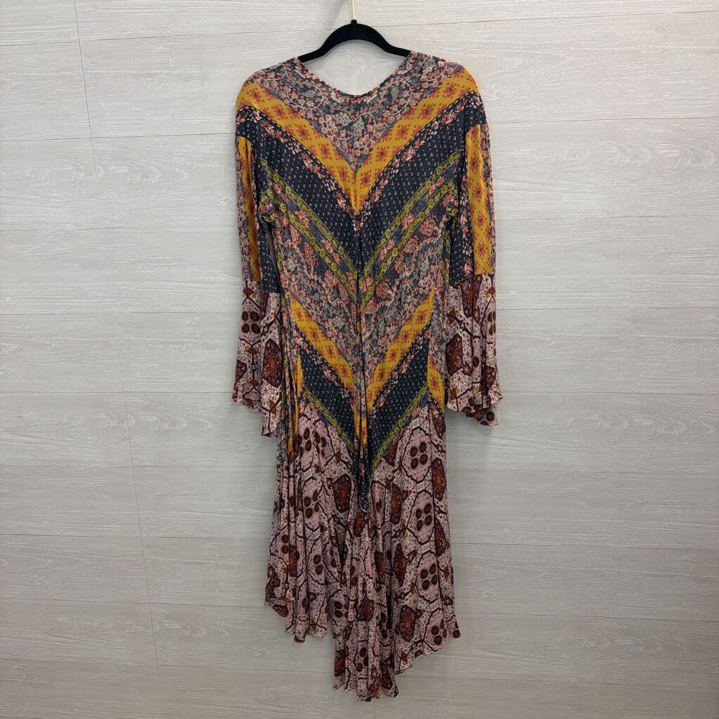Umgee Grey/ Multi Print Long Bell Sleeve Open Front Duster Small