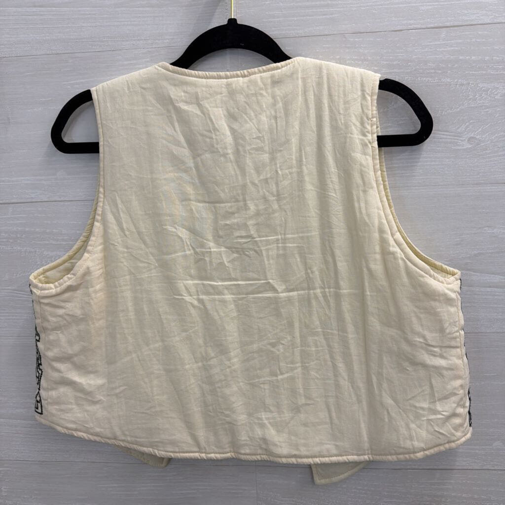 Polagram White/ Black Quilted Embroidered Vest Top Medium