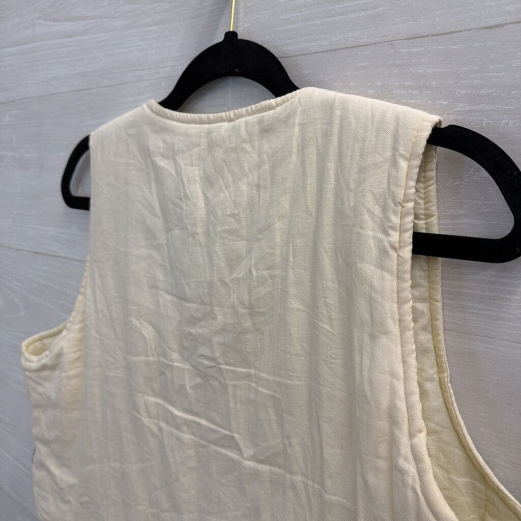 Polagram White/ Black Quilted Embroidered Vest Top Medium