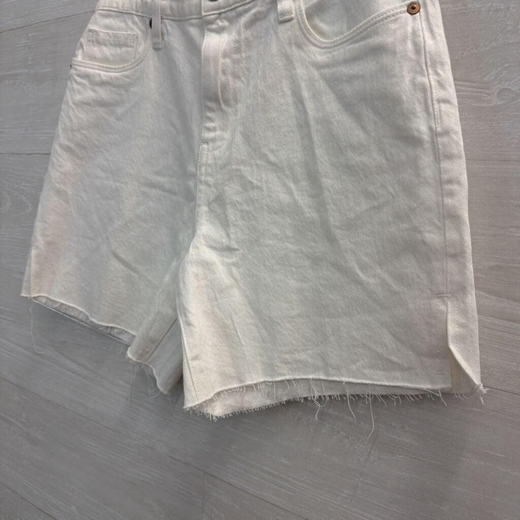 Blank NYC White High Rise Mid Length Shorts 28