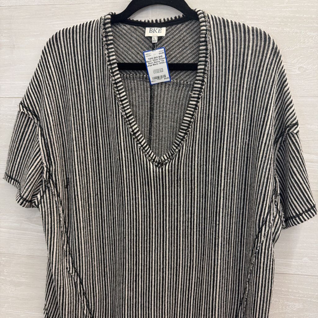 BKE Black/ White Striped Short Sleeve Top Large