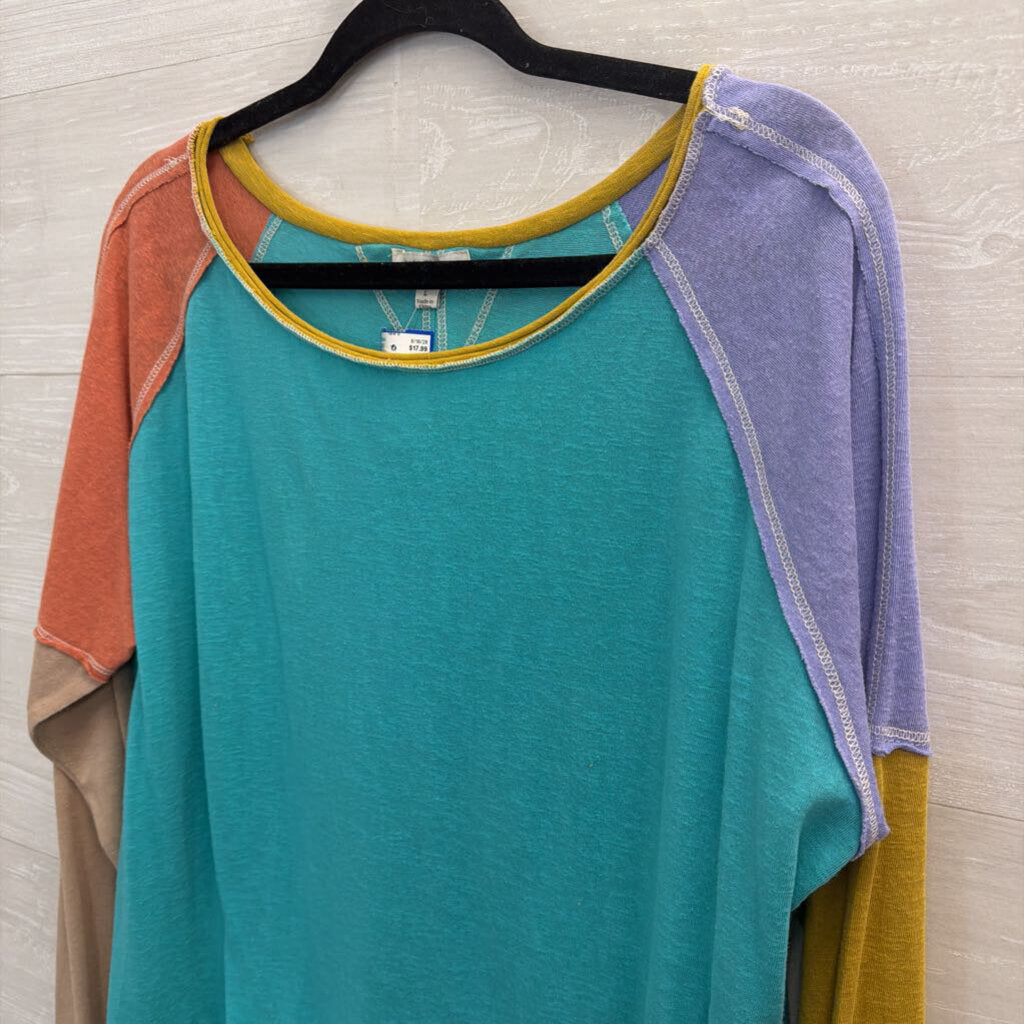 Umgee Blue/ Multi Color Block Long Sleeve Top Large