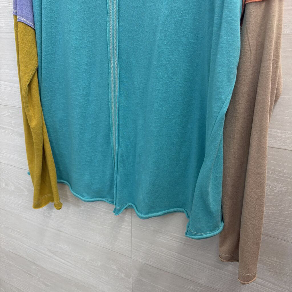 Umgee Blue/ Multi Color Block Long Sleeve Top Large