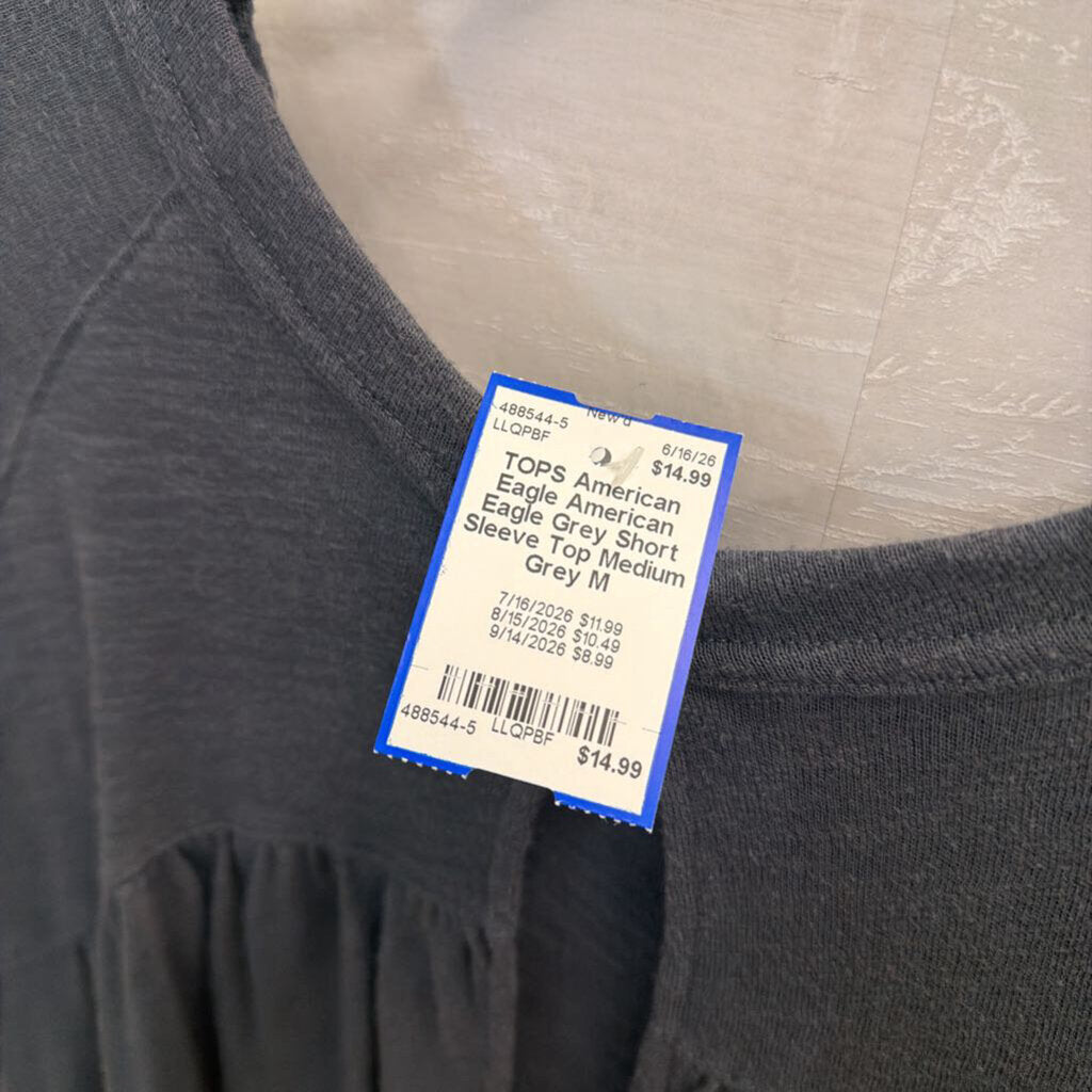 American Eagle Grey Short Sleeve Top Medium