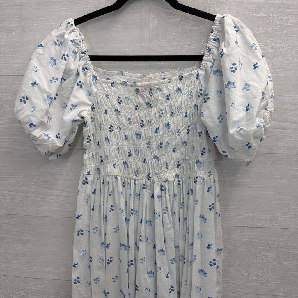 Simply Southern White/ Blue Floral Print Short Puff Sleeve Maxi Dress Small