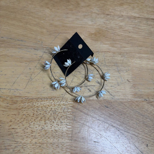Gold/ White Floral Hoop Earrings
