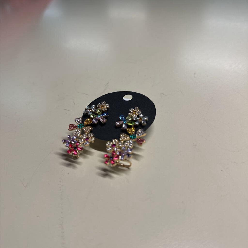 Multi Color Stone Ear Cuff