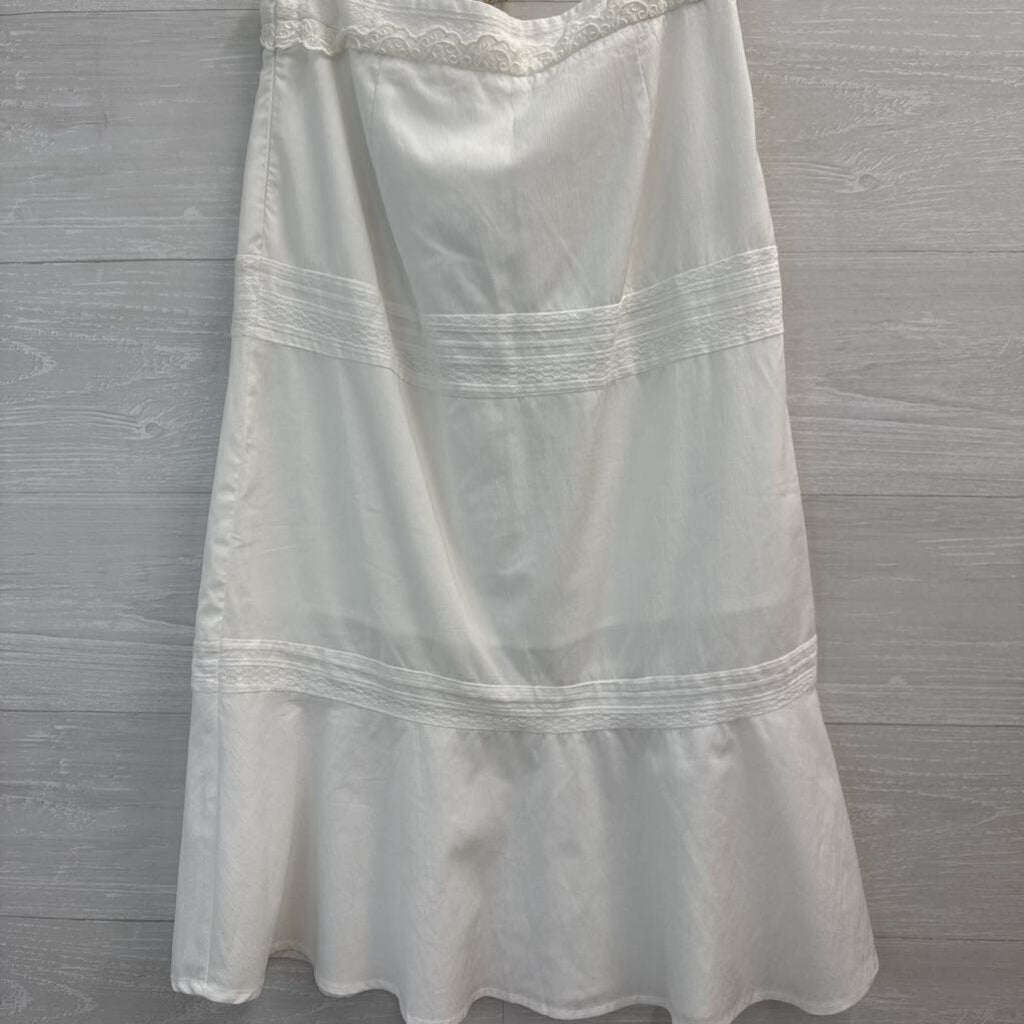 Commense White Tiered Lace Skirt Medium