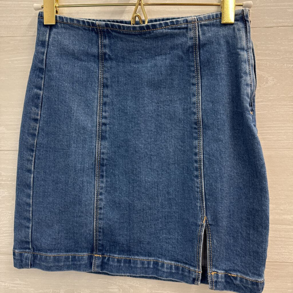 Denim Skirt with Side Zipper 23