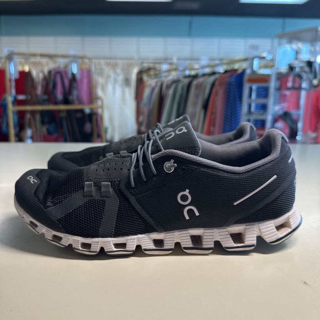 On Cloud Black Running Shoes 9.5