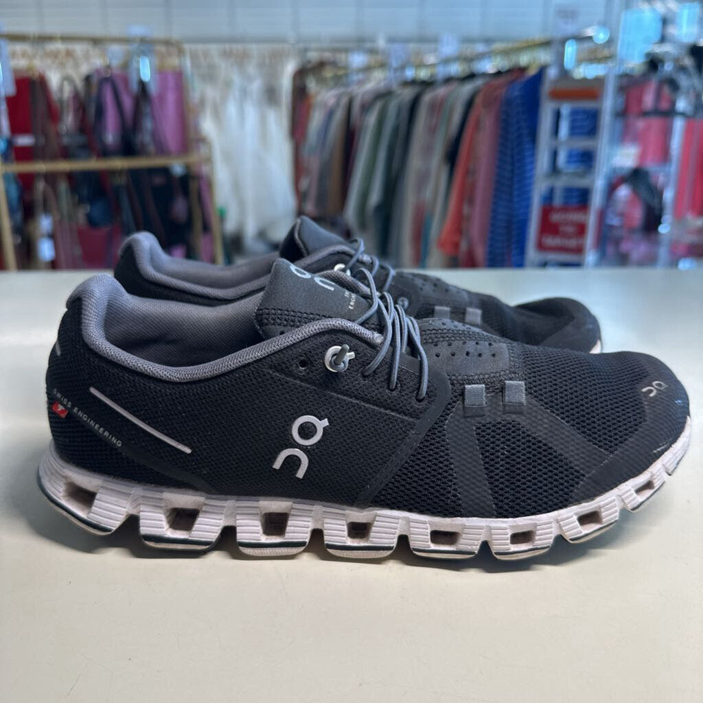 On Cloud Black Running Shoes 9.5