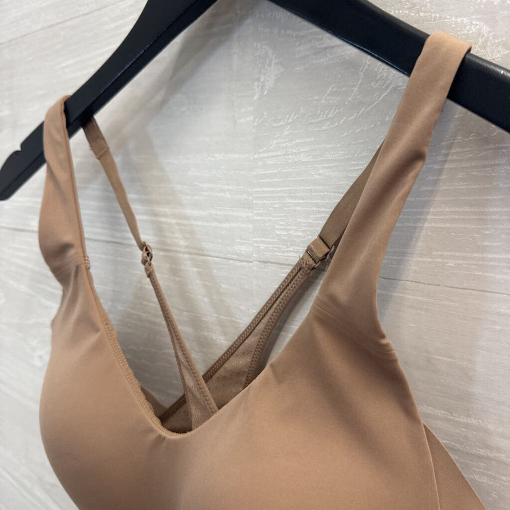 Lululemon Cross Back T-Shirt Bra 34C