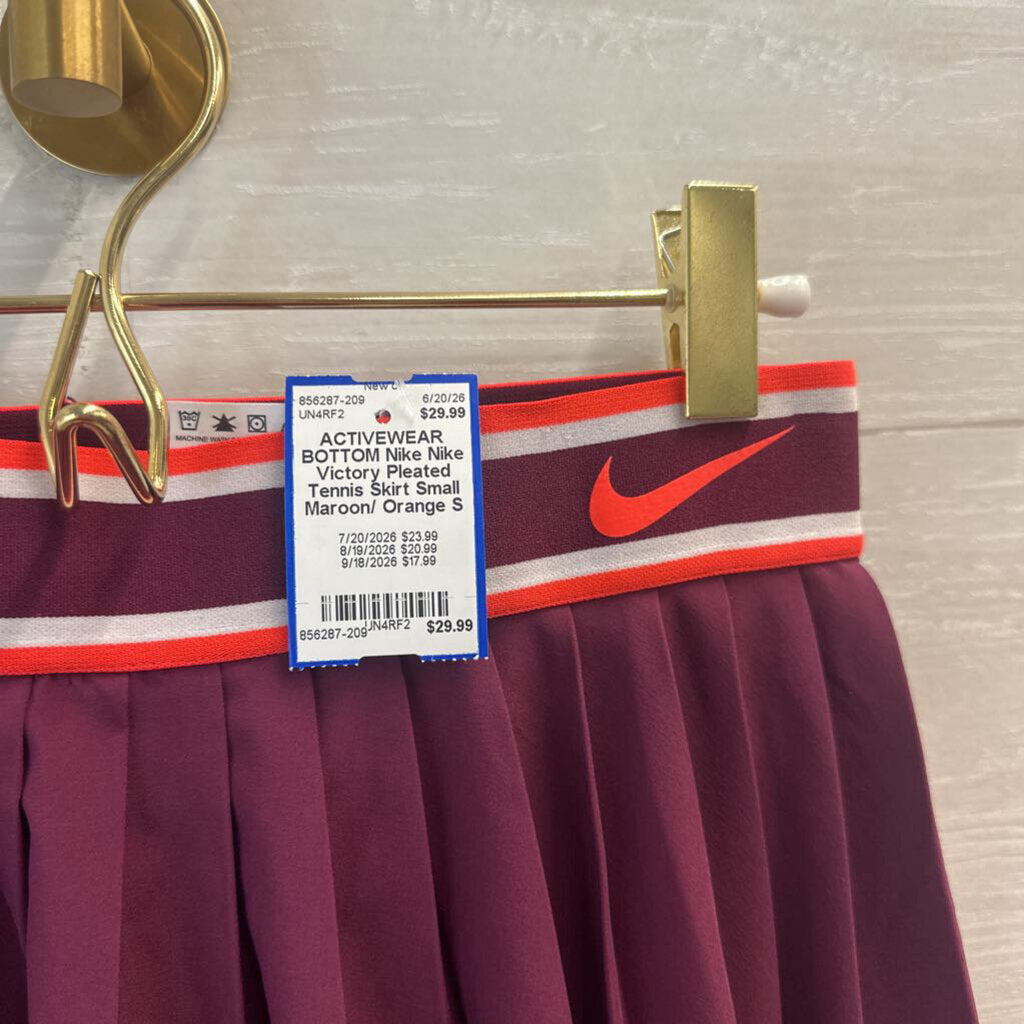 Nike Victory Pleated Tennis Skirt Small