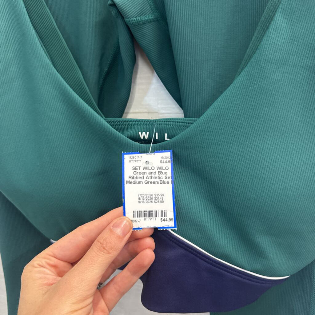 WILO Green and Blue Ribbed Athletic Set Medium