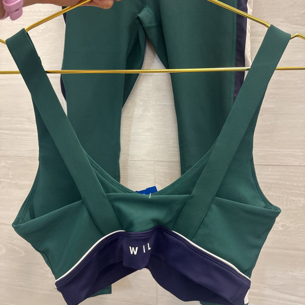WILO Green and Blue Ribbed Athletic Set Medium