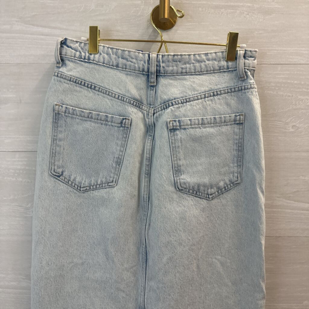 Zara Light Wash Midi Denim Skirt Medium
