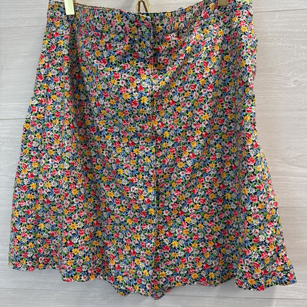 Liz Claiborne Floral Button Up Skort 14