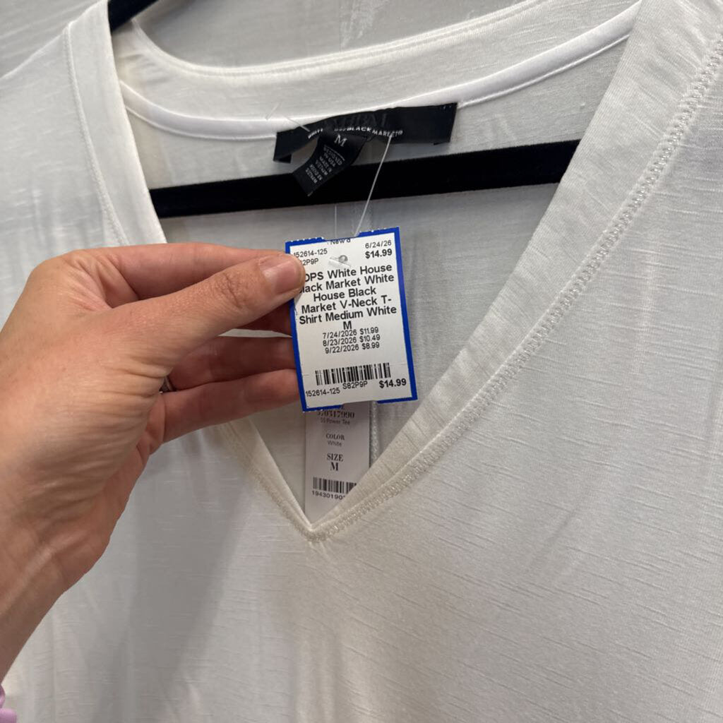 White House Black Market V-Neck T-Shirt Medium