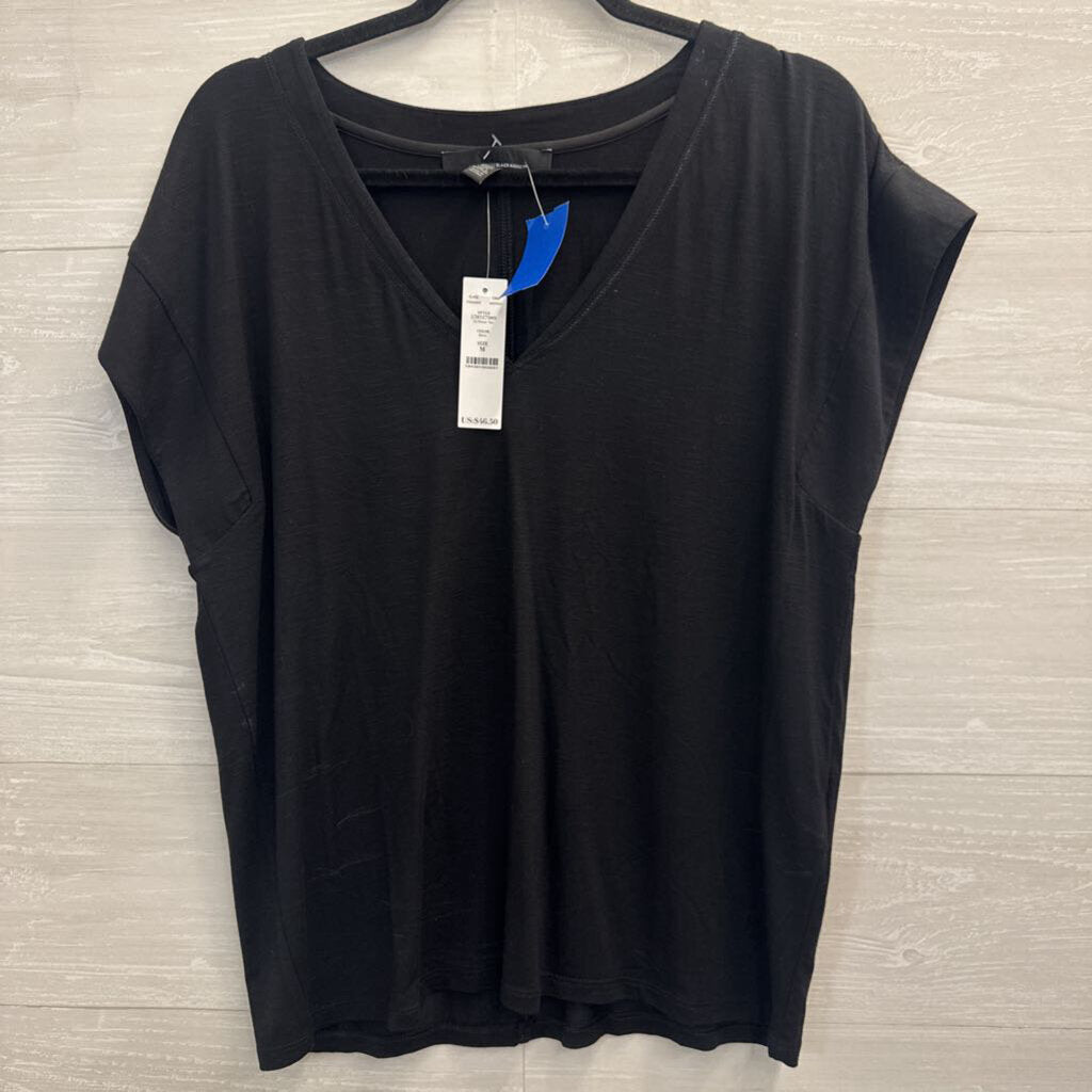 White House Black Market V-Neck T-Shirt Medium