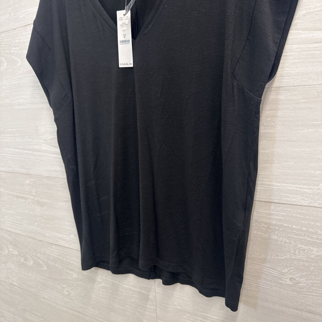 White House Black Market V-Neck T-Shirt Medium