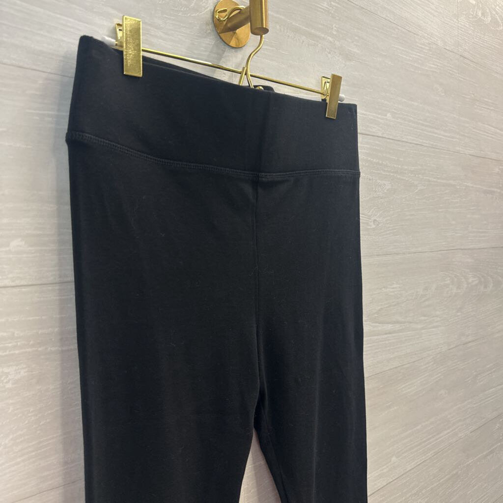 Lou and Grey High Rise Essential Leggings Medium