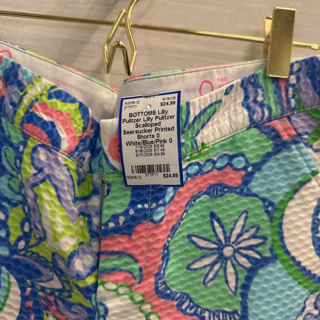 Lilly Pulitzer Scalloped Seersucker Printed Shorts 0
