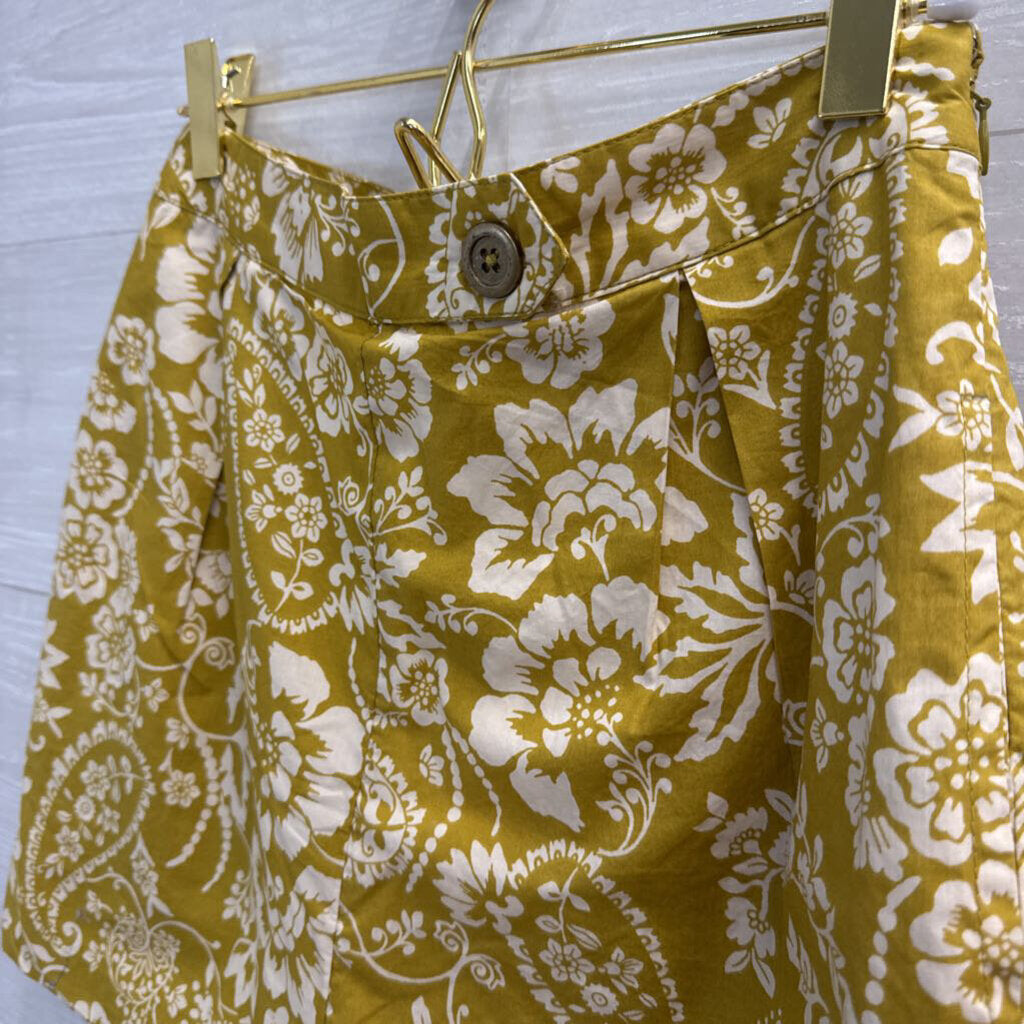 Maeve Anthropologie Olive Floral Tailored Shorts 0