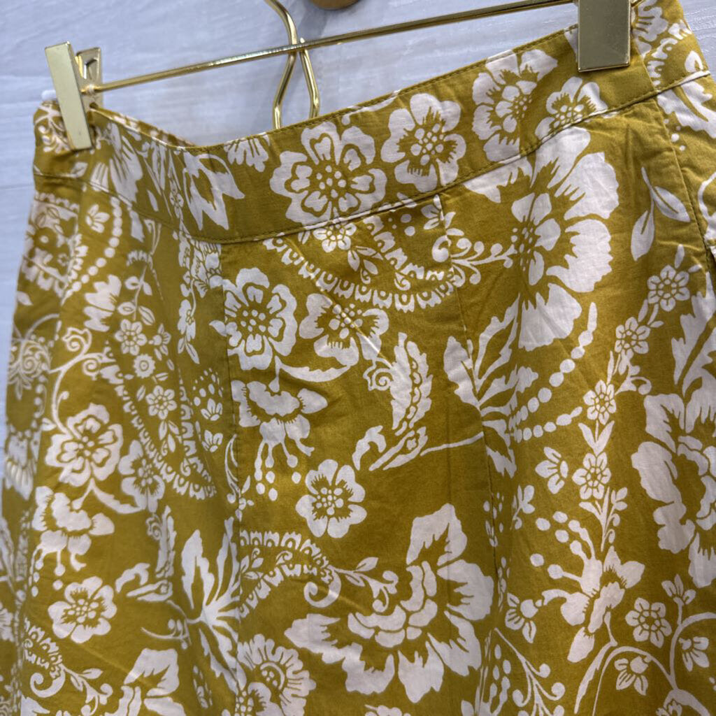 Maeve Anthropologie Olive Floral Tailored Shorts 0